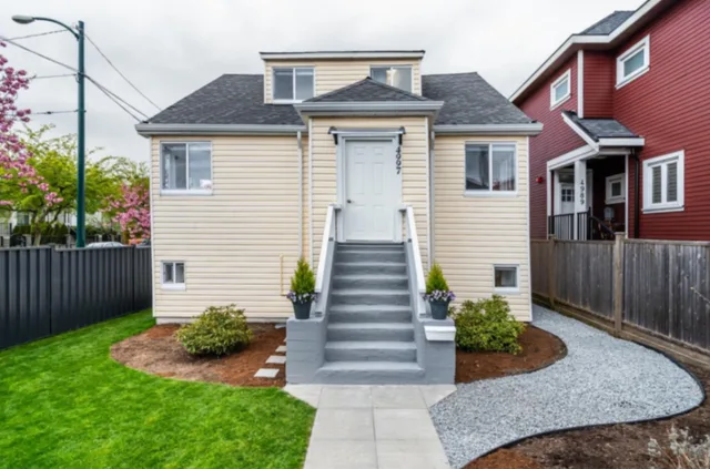 Cozy 2 bed suite close to Burnaby Hospital & Skytrain